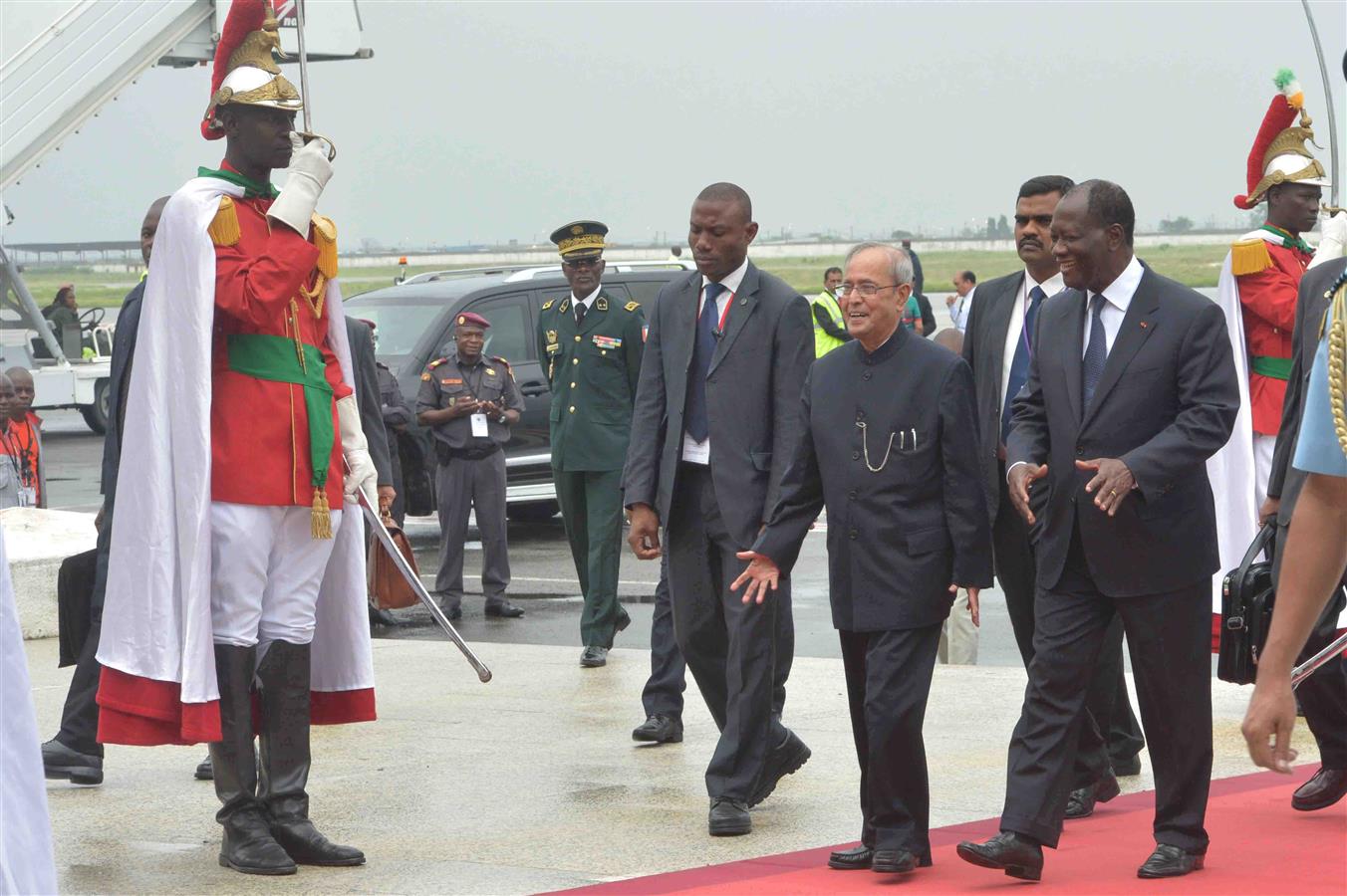 The President of India, Shri Pranab Mukherjee with the President of the Republic of Cote d’ lvoire, H.E. Mr Alassane Ouattara inspecting the Guard of Honour during his Ceremonial Welcome at Abidjan International Airport in Republic of Cote D’ivoire, Abid 