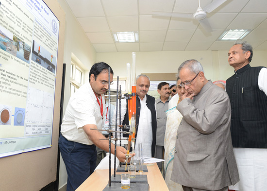 The President of India, Shri Pranab Mukherjee visiting the Innovation and Incubation Centre at IIT Jodhpur at Jodhpur in Rajasthan on July 10, 2013. Also seen are the Governor of Rajasthan, Smt. Margaret Alva and the Chief Minister of Rajasthan, Shri Asho