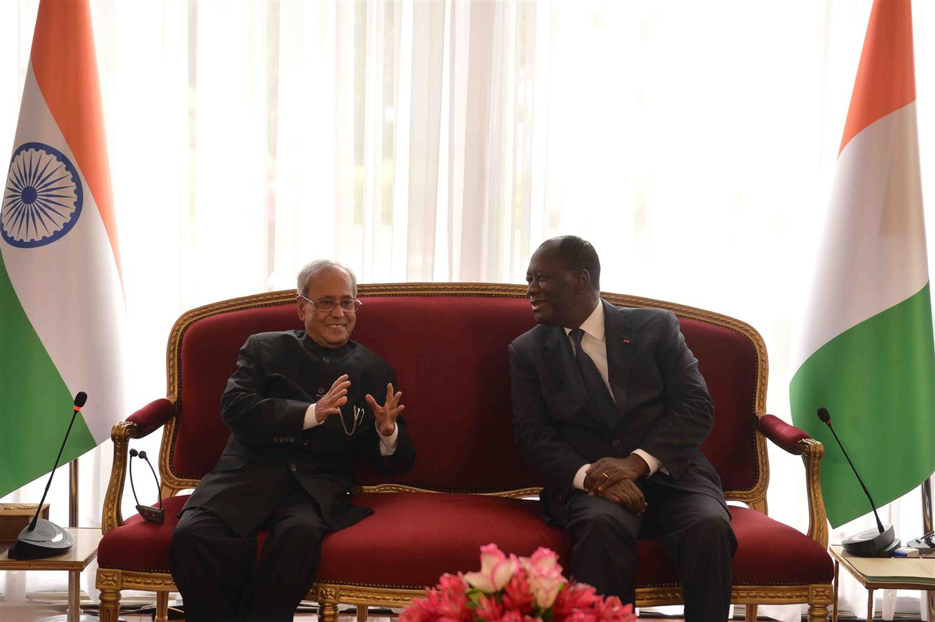 The President of India, Shri Pranab Mukherjee meeting with the President of the Republic of Cote d’ lvoire, H.E. Mr. Alassane Ouattara at Presidential Palace in Republic of Cote D’ivoire at Abidjan on June 14, 2016. 