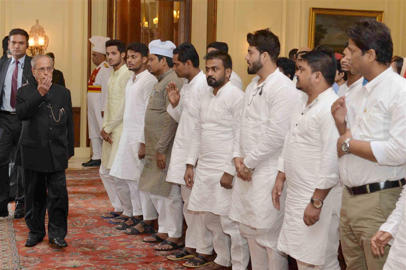 The President of India, Shri Pranab Mukherjee receiving Idu'l Fitr (Eid) Greetings from various groups of people at Rashtrapati Bhavan on June 26, 2017.