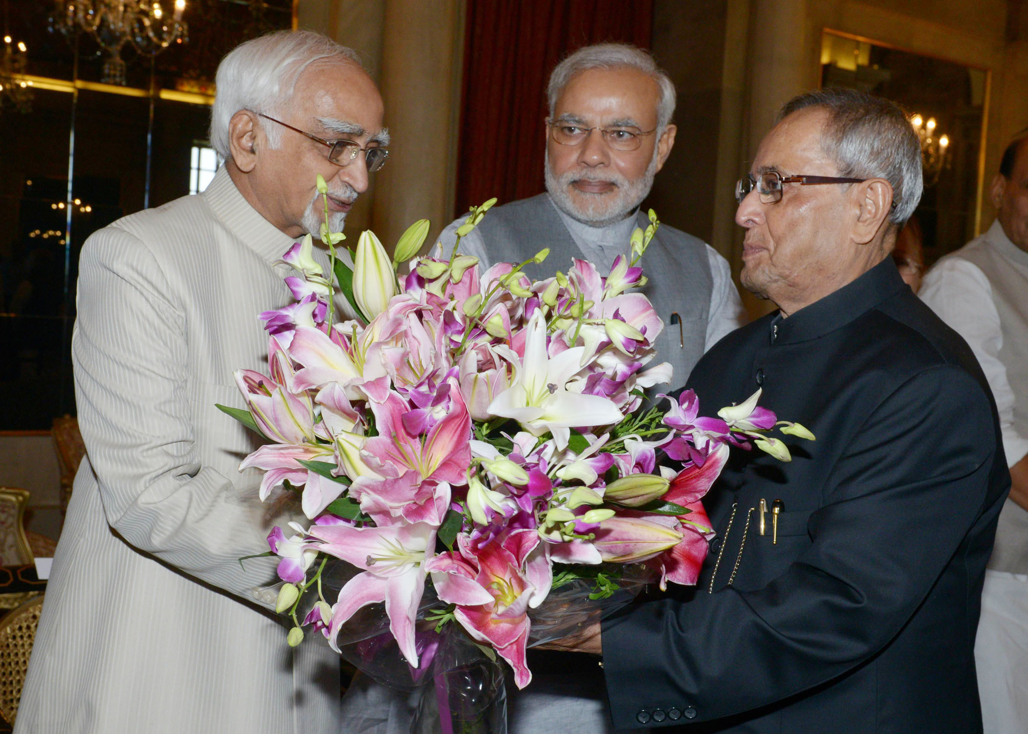 The Vice-President of India, Shri M. Hamid Ansari bidding farewell to the President of India, Shri Pranab Mukherjee at Rashtrapati Bhavan on September 14, 2014 on his Ceremonial Departure for the State Visit to Vietnam. 