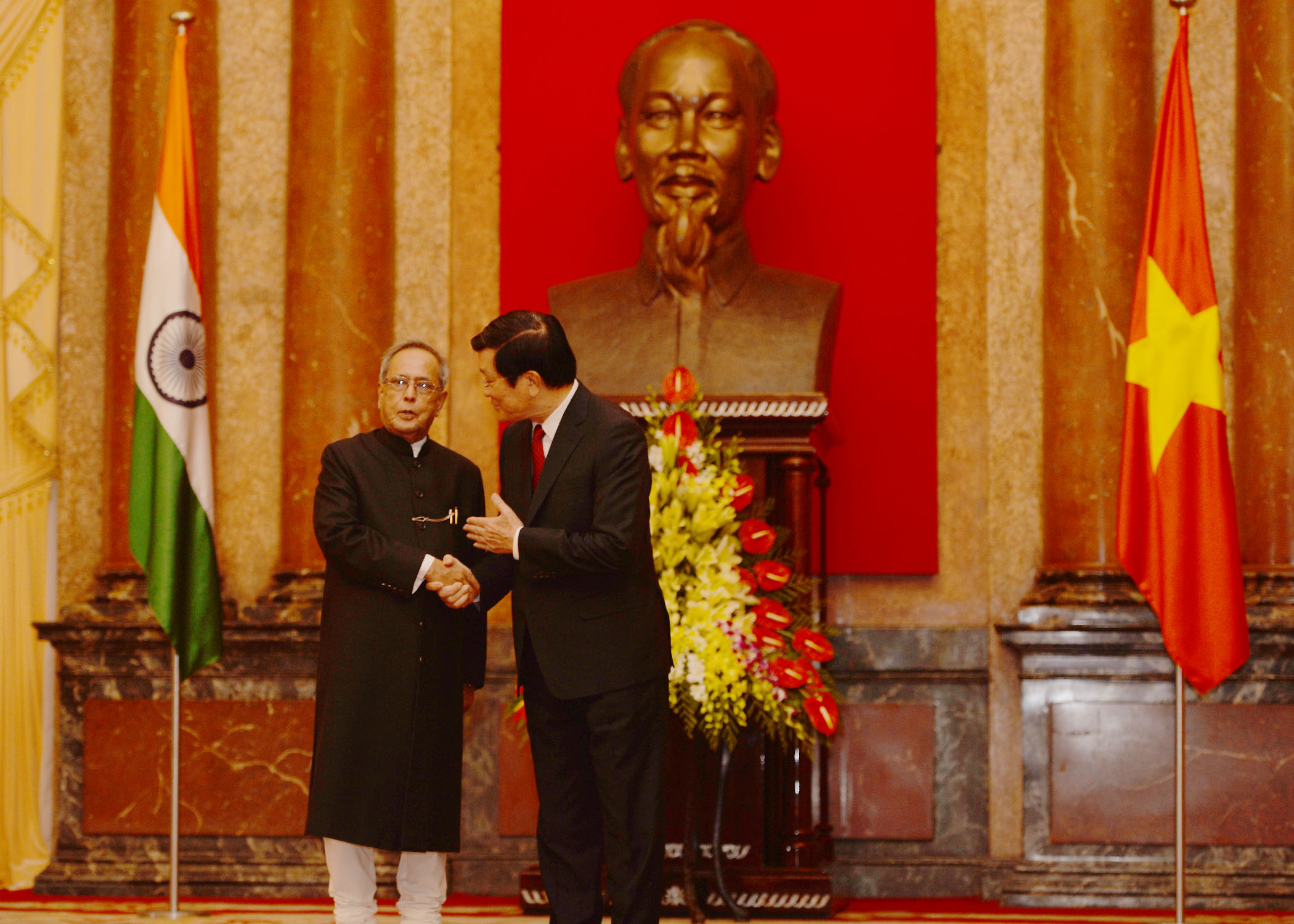 The President of India, Shri Pranab Mukherjee meeting with the President of the Socialist Republic of Vietnam, H.E. Mr. Truong Tan Sang at Presidential Palace in Hanoi , Vietnam on September 15, 2014. 