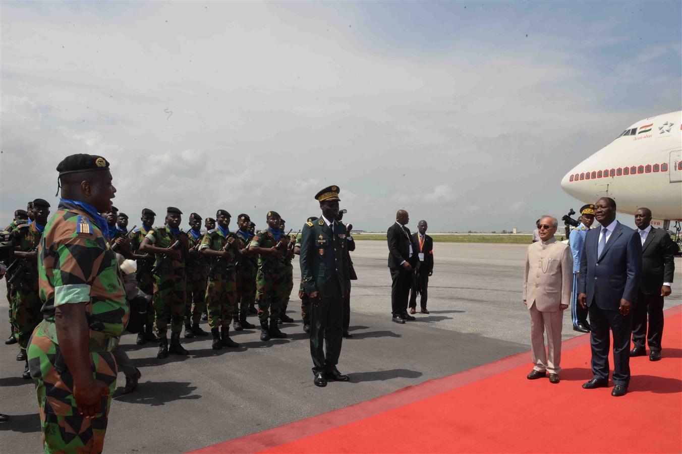 The President of India, Shri Pranab Mukherjee being seen off by the President of the Republic of Cote d’ lvoire, H.E. Mr Alassane Ouattara during his departure at the Abidjan International Airport in Republic of Cote D’ivoire in Abidjan on June 15, 2016. 