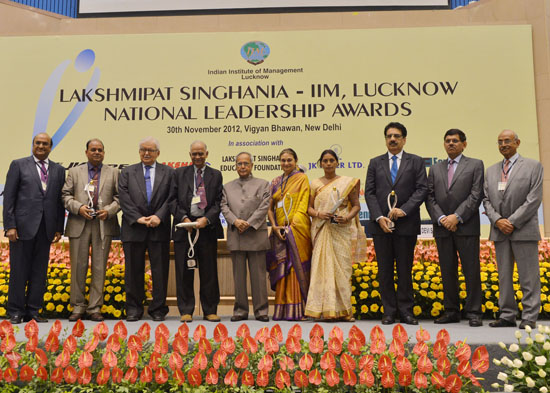 The President of India, Shri Pranab Mukherjee with the recepients of Lakshmipat Singhania-IIM, Lucknow, National Leadership Awards 2011 at Vigyan Bhavan, New Delhi on November 30, 2012.