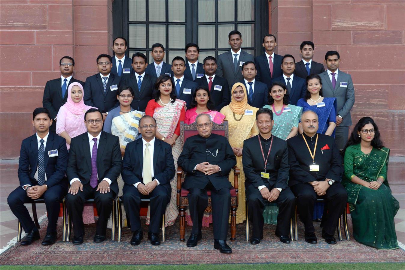 The President of India, Shri Pranab Mukherjee with Officer Trainees of Bangladesh Foreign Service attending a special course at the Foreign Service Institute, New Delhi at Rashtrapati Bhavan on July 7, 2017.