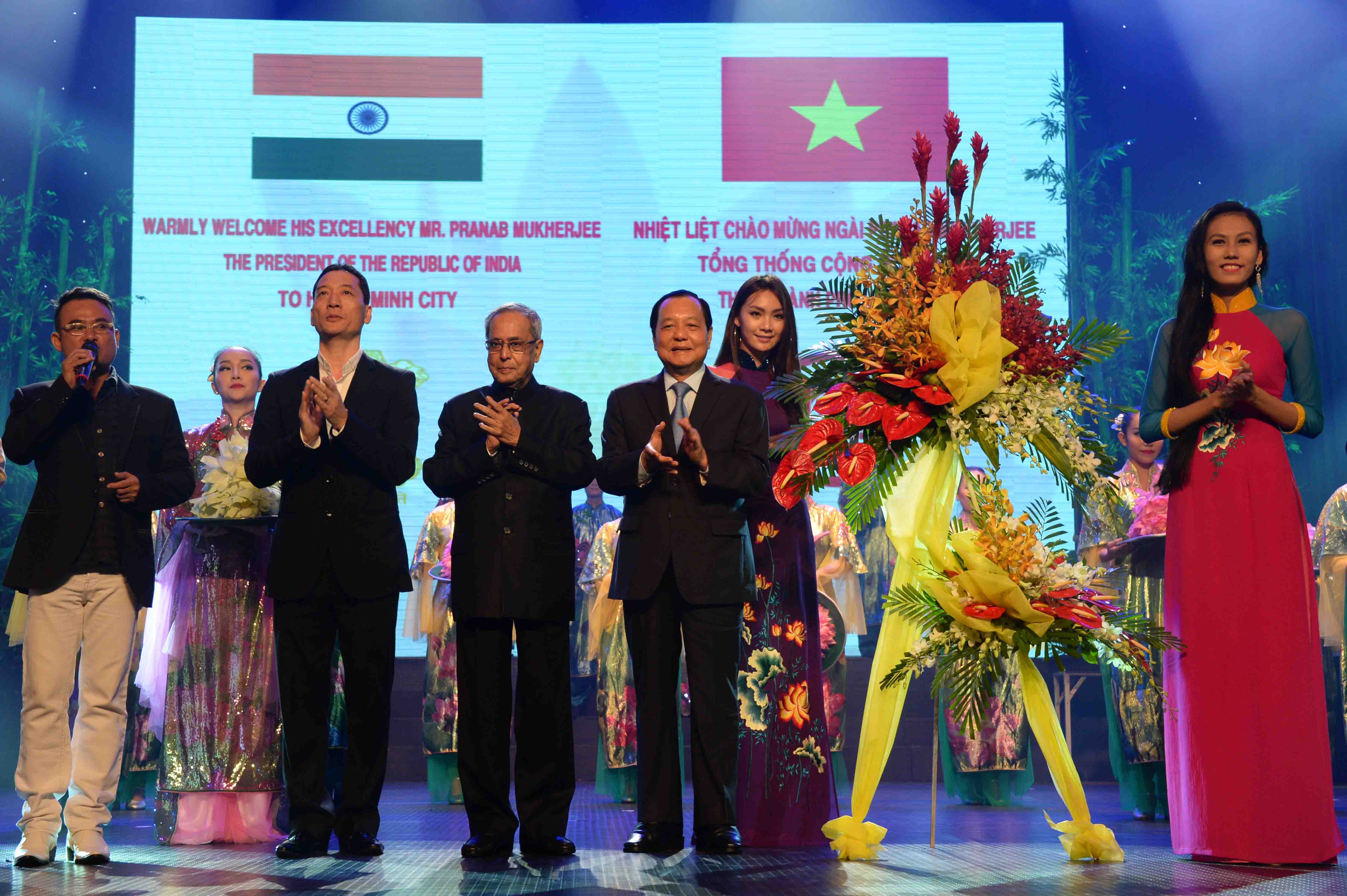 The President of India, Shri Pranab Mukherjee witnessing a cultural performance at Municipal Theater 'Opera House' in Ho Chi Minh City on September 16, 2014. 