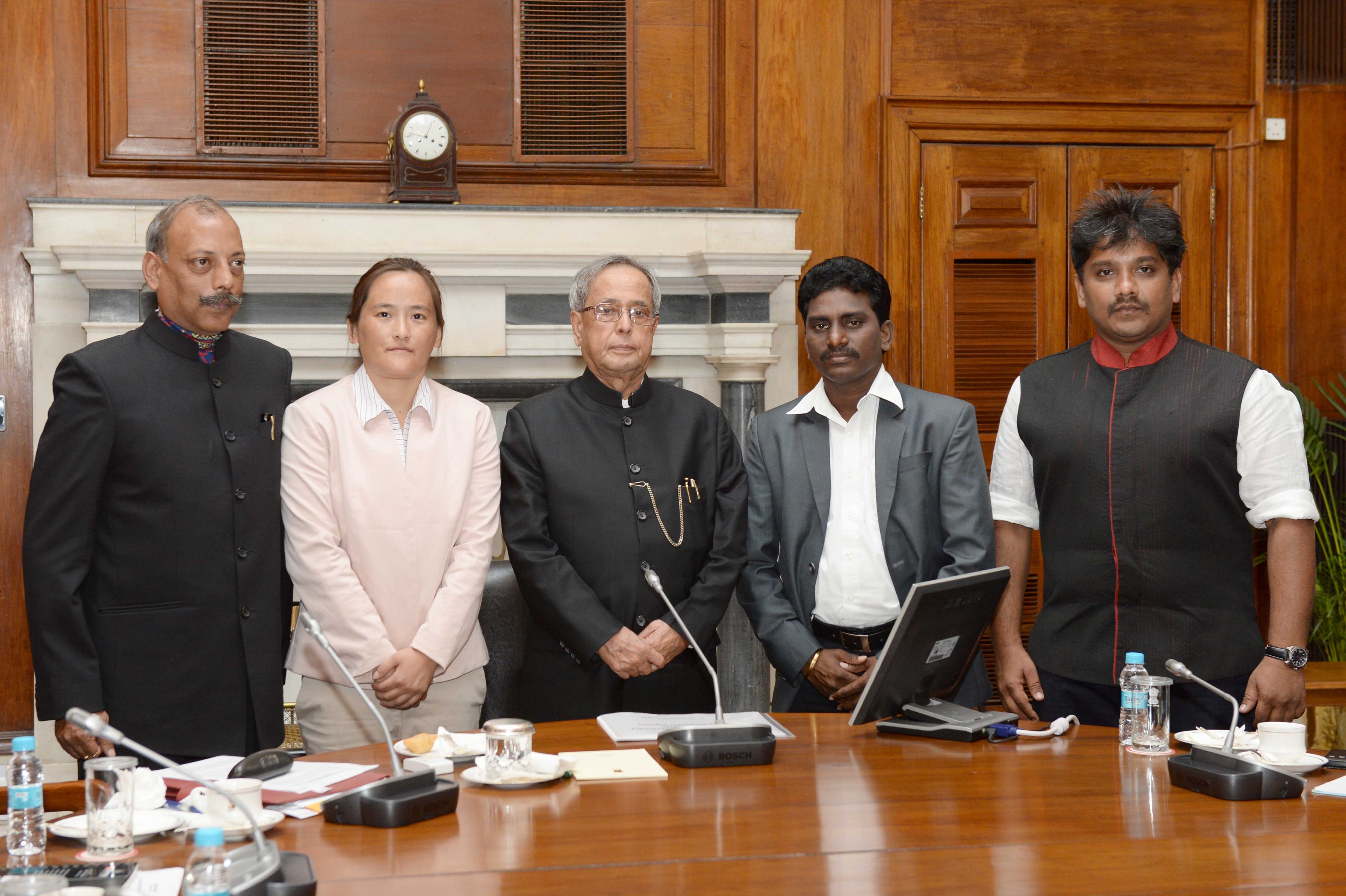 Four Writers and Artists who take part in the ‘In-Residence Programme’ at Rashtrpati Bhavan called on President of India, Shri Pranab Mukherjee at Rashtrapati Bhavan in New Delhi on September 22, 2014. 