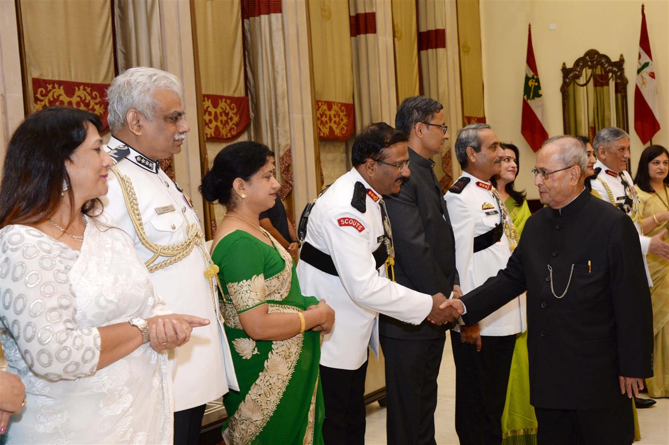 The President of India, Shri Pranab Mukherjee at the Dinner hosted by the Chiefs of Staff at Manekshaw Centre in New Delhi on July 21, 2017.