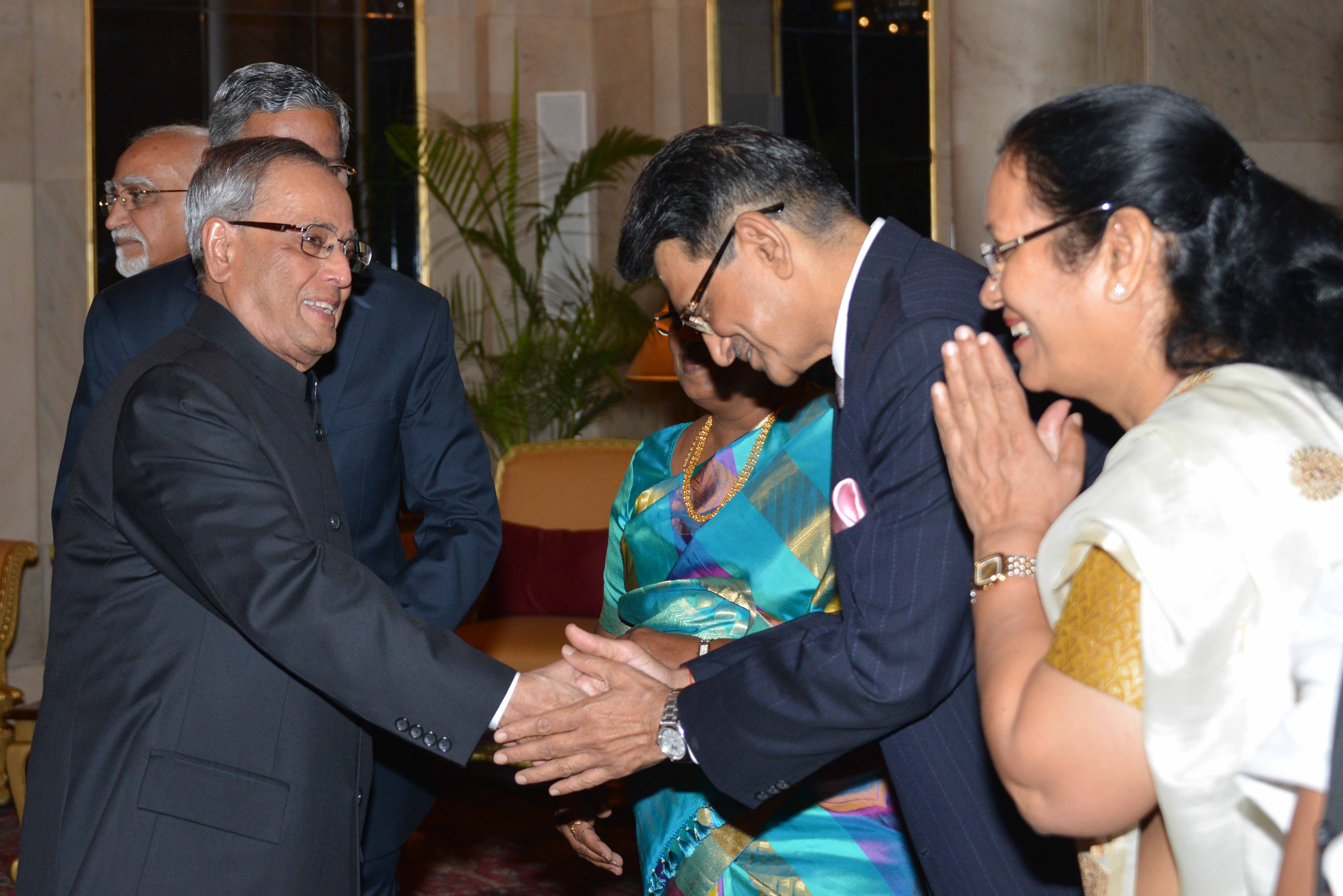 The President of India, Shri Pranab Mukherjee hosted a Dinner to the Shri Justice Handyala Lakshminarayanaswamy Dattu, Chief Justice of India and the Shri Justice Rajendra Mal Lodha, Former Chief Justice of India at Rashtrapati Bhavan on September 28, 201 