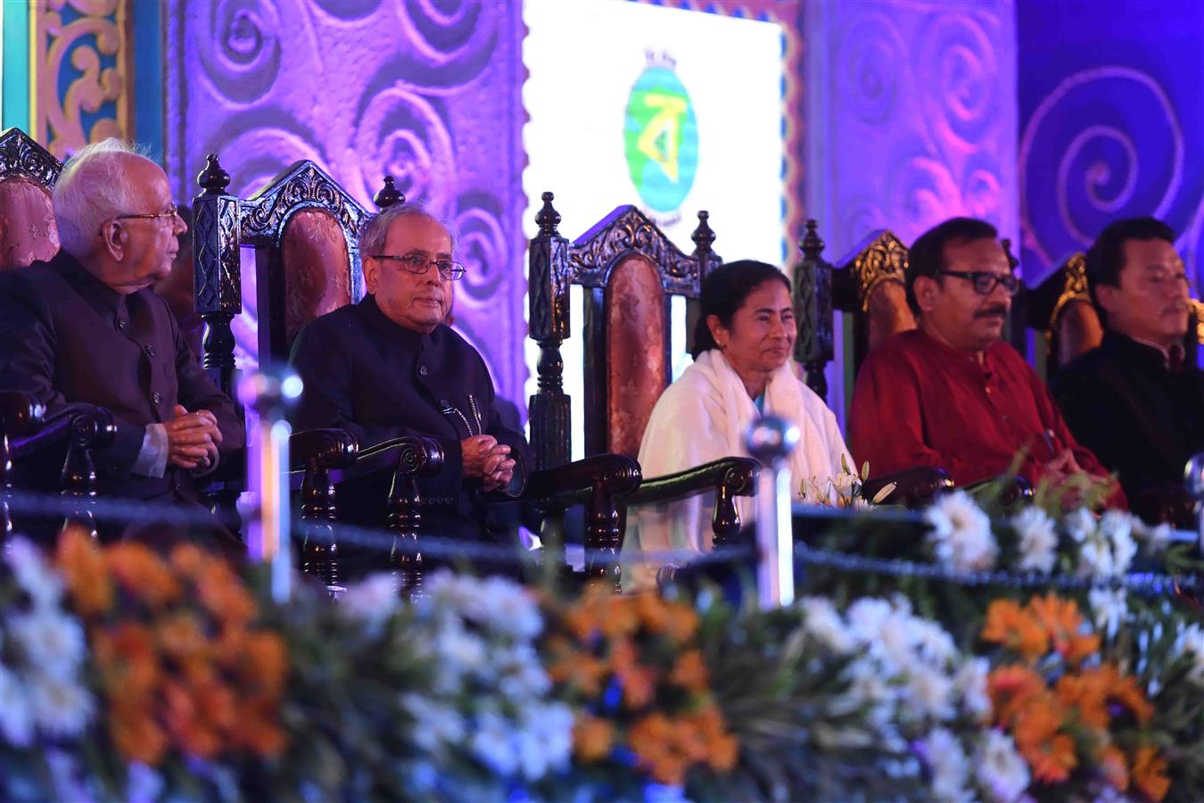 The President of India, Shri Pranab Mukherjee attending the State Reception hosted in his honour by the Government of West Bengal at Chowrasta (The Mall), Darjeeling in West Bengal on July 12, 2016. 