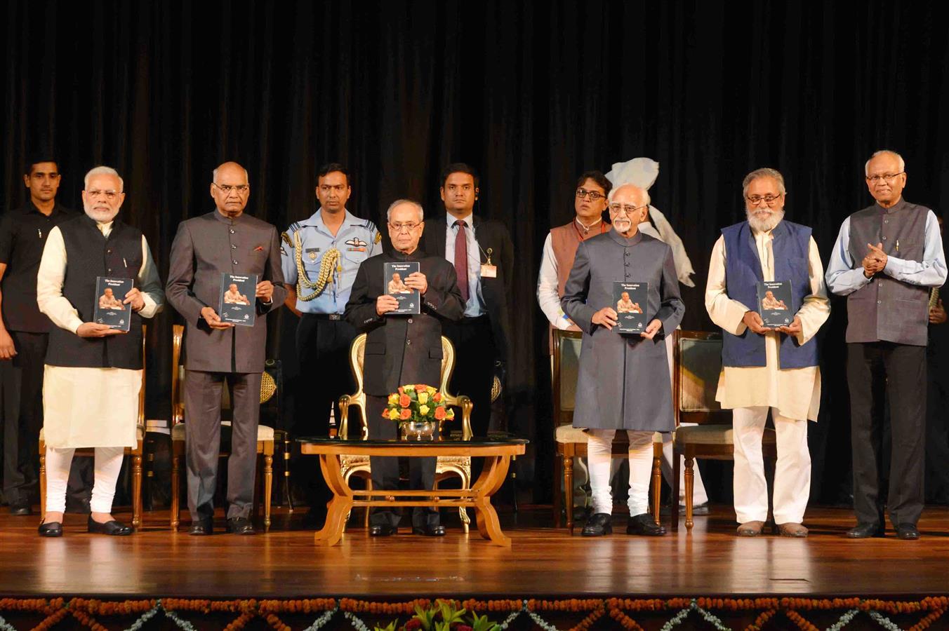 The President of India, Shri Pranab Mukherjee receiving the first copy of the book ‘The Innovation President’ from the Vice President of India, Mohd. Hamid Ansari who formally released it at Rashtrapati Bhavan on the eve of demitting office as the 13th Pr