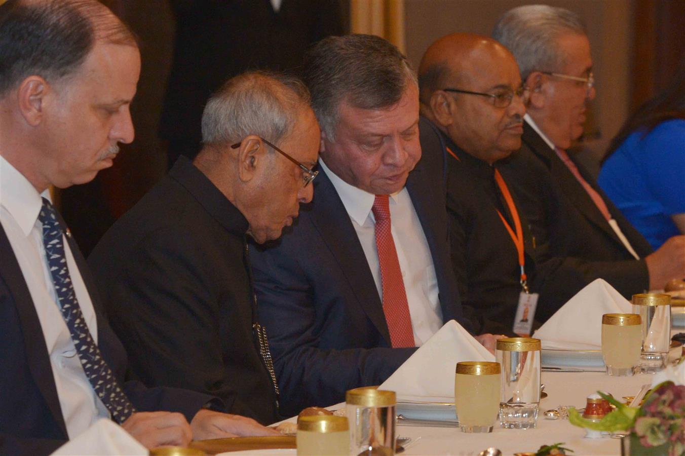 The President of India, Shri Pranab Mukherjee during the Luncheon Hosted by His Majesty King Abdullah of Jordan at Al Husseiniya Palace in Amman, Jordan on October 10, 2015.