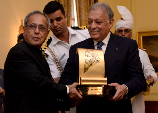 The President of India, Shri Pranab Mukherjee presenting the Annual Tagore Award for Cultural Harmony for the year 2013 to Maestro Zubin Mehta at Rashtrapati Bhavan in New Delhi on September 6, 2013.