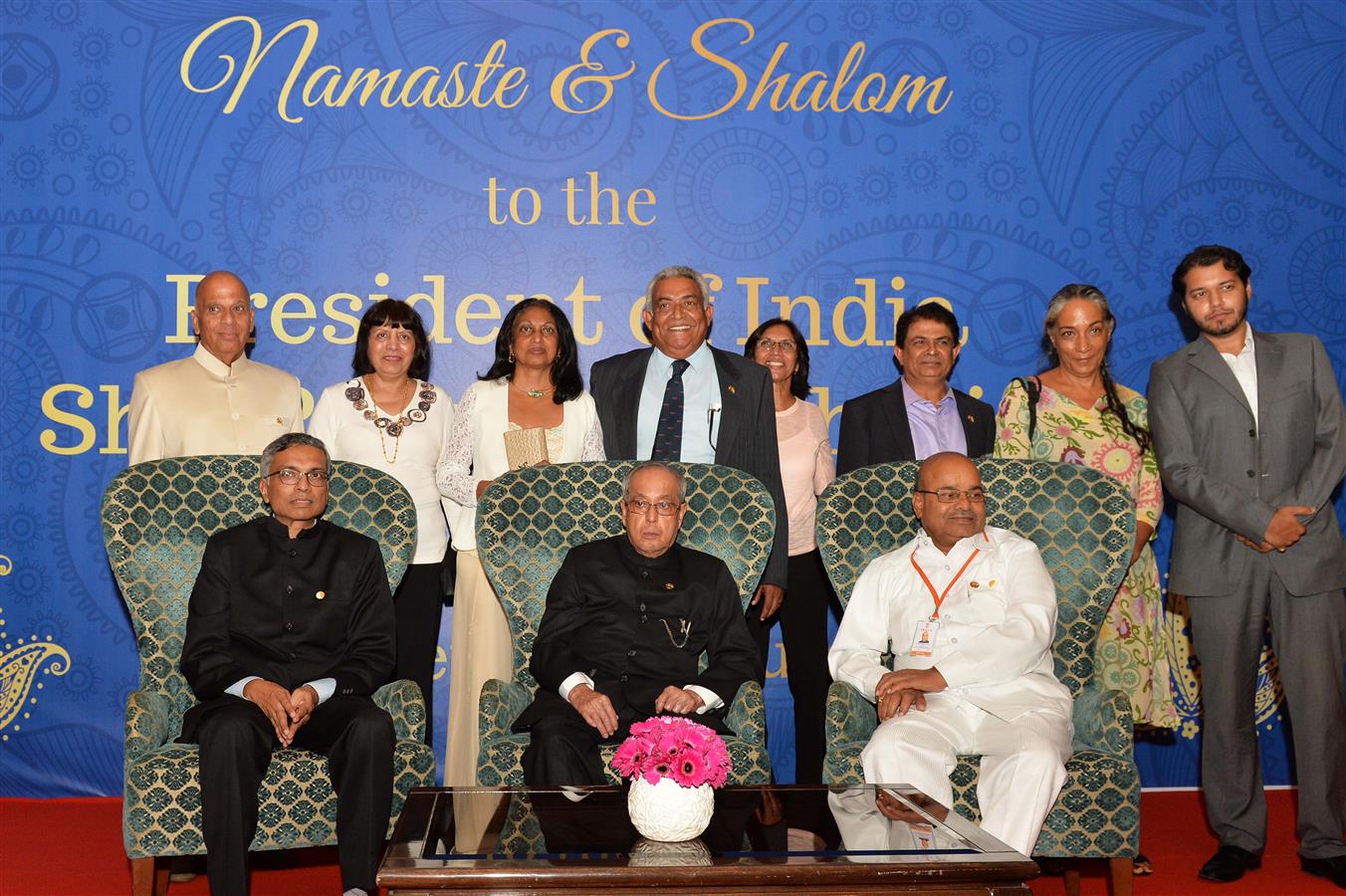 The President of India, Shri Pranab Mukherjee with the citizens of India and Israeli citizens of Indian origin in Jerusalem during the reception hosted by the Ambassador of India to Israel, Shri Jaideep Sarkar on October 13, 2015.
