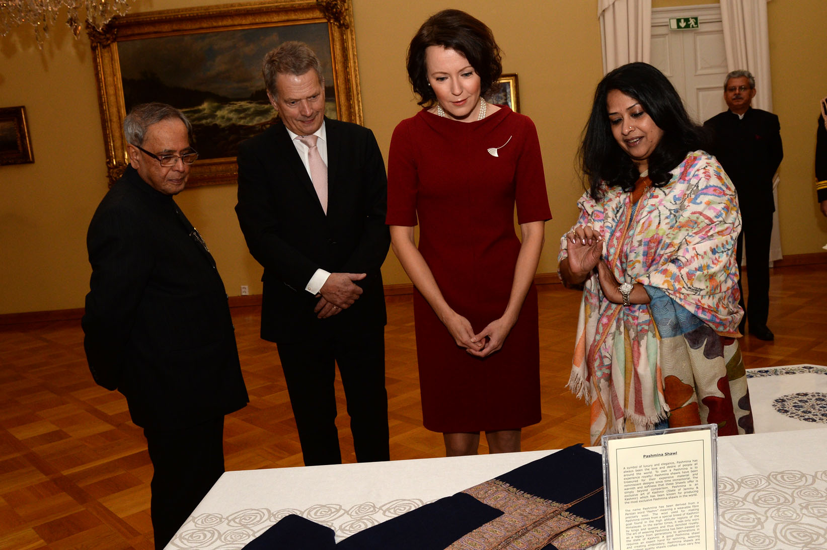 The President of India, Shri Pranab Mukherjee and the President of Finland. H.E. Mr Sauli Niinisto during the exchanging of Gifts at Presidential Palace in Helsinki, Finland on October 15, 2014. 