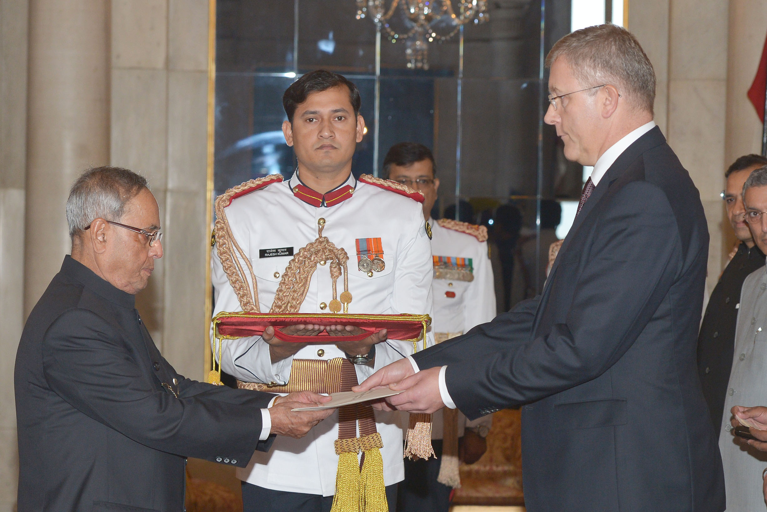 The Ambassador of Latvia, His Excellency Mr. Aivars Groza presenting his credentials to the President of India, Shri Pranab Mukherjee at Rashtrapati Bhavan on October 21, 2014. 