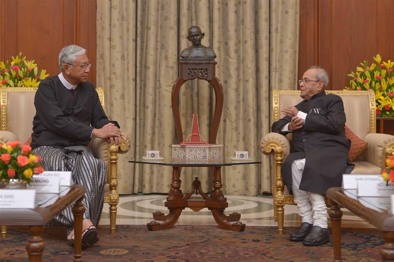 The President of Republic of the Union of Myanmar, H.E. U Htin Kyaw calling on the President of India, Shri Pranab Mukherjee at Rashtrapati Bhavan on August 29, 2016. 