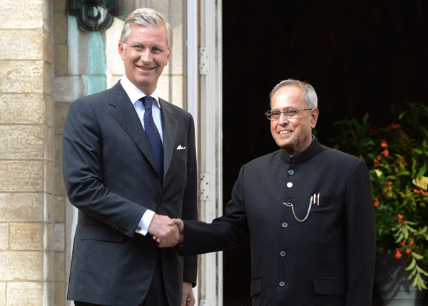 The President of India, Shri Pranab Mukherjee meeting the King of Belgium, His Majesty King Philipe at Royal Palace at Brussels in Belgium on October 4, 2013.