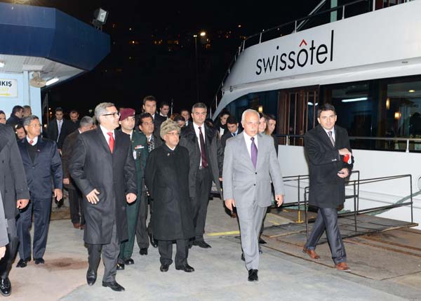 The President of India Shri Pranab Mukherjee Visiting the Bosphorous Cruise at Istanbul in Turkey on October 5, 2013. Also seen is the Governor of Istanbul, Mr. Huseyin Avni Mutlu.