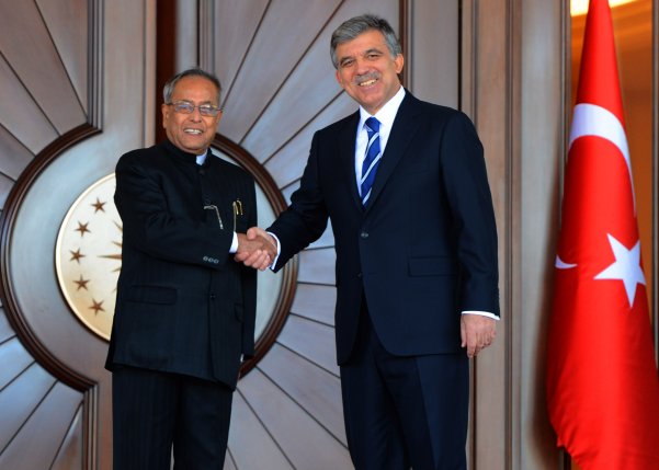 The President of India, Shri Pranab Mukherjee meeting the President of Turkey, H.E. Mr. Abdullah Gul at Presidential Palace at Ankara in Turkey on October 7, 2013.