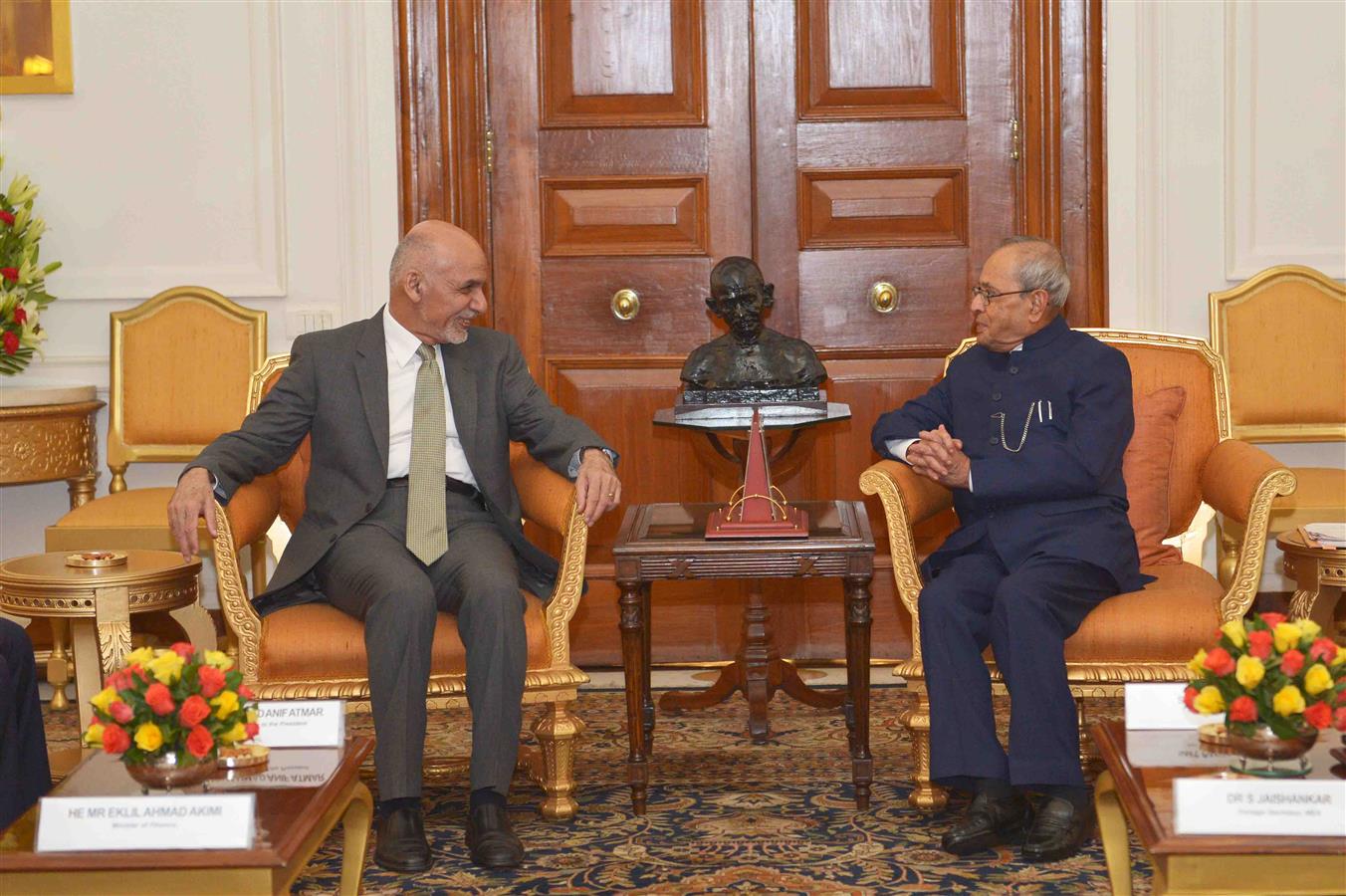 The President of the Islamic Republic of Afghanistan, H.E. Dr. Mohammad Ashraf Ghani calling on the President of India, Shri Pranab Mukherjee at Rashtrapati Bhavan on September 14, 2016. 