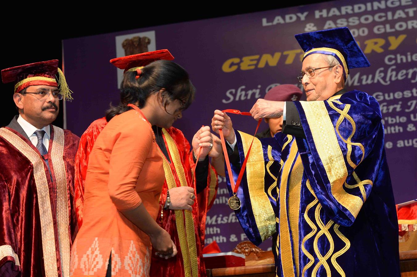 The President of India, Shri Pranab Mukherjee presenting medal to a student at the Centenary Convocation of Lady Hardinge Medical College at Swarn Jayanti Auditorium, Lady Hardinge Medical College, New Delhi on September 21, 2016. 