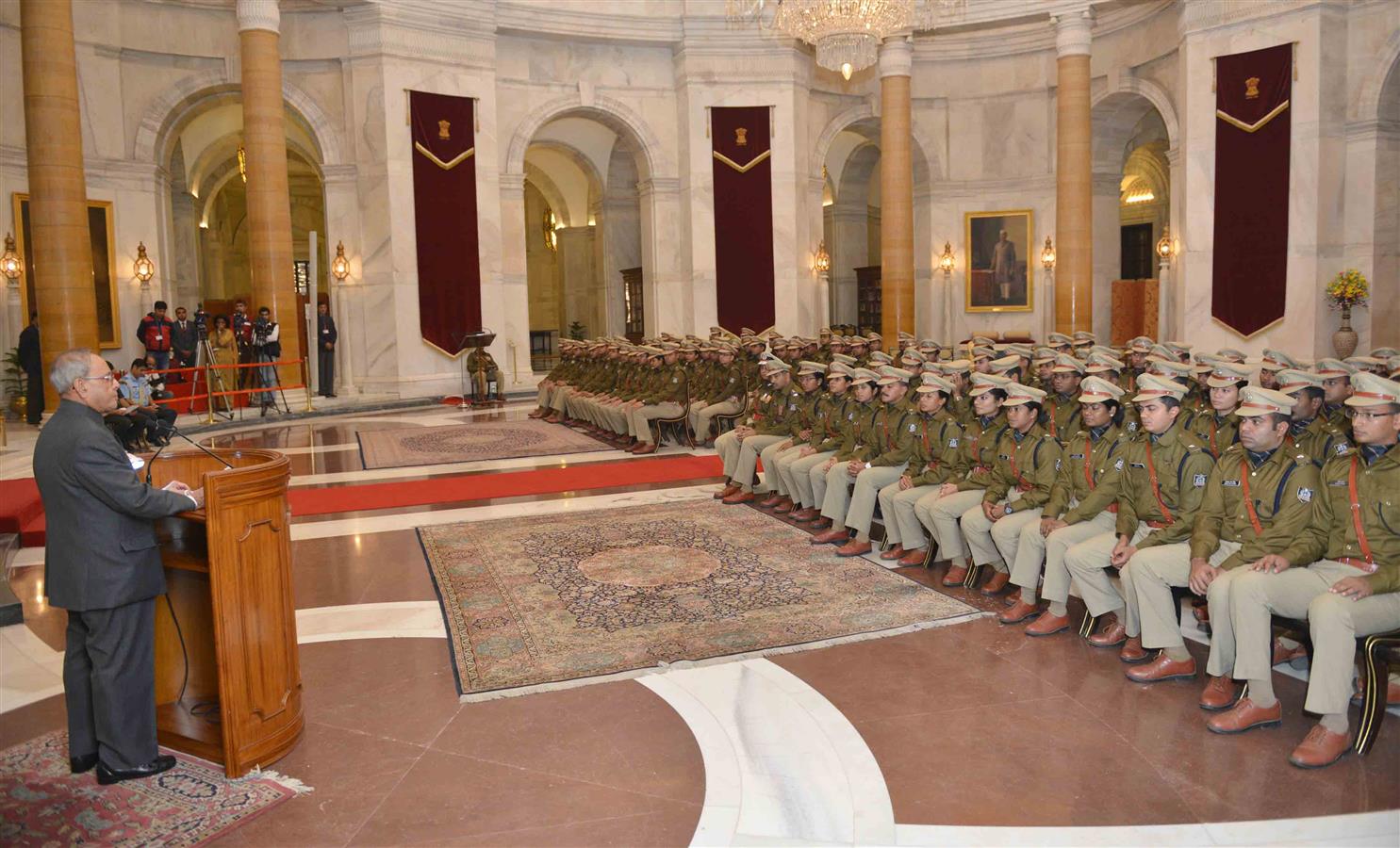 The President of India, Shri Pranab Mukherjee meeting the officer trainees of 67 RR (2014 Batch) of Indian Police Service (IPS) from Sardar Vallabhbhai Patel National Police Academy, Hyderabad at Rashtrapati Bhavan on 20th November, 2015.