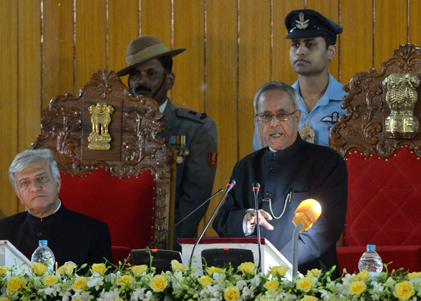 The President Pranab Mukherjee addressing members of the Meghalaya Legislative Assembly at Shillong in Meghalaya on October 21, 2013. Also seen is the Governor of Meghalaya, Dr. K.K. Paul.