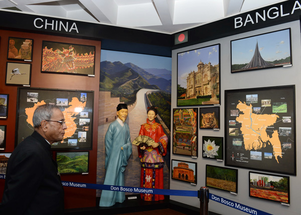 The President of India, Shri Pranab Mukherjee visiting Don Bosco Museum of Indigenous Cultures at Mawlai in Shillong, Meghalaya on October 21, 2013.