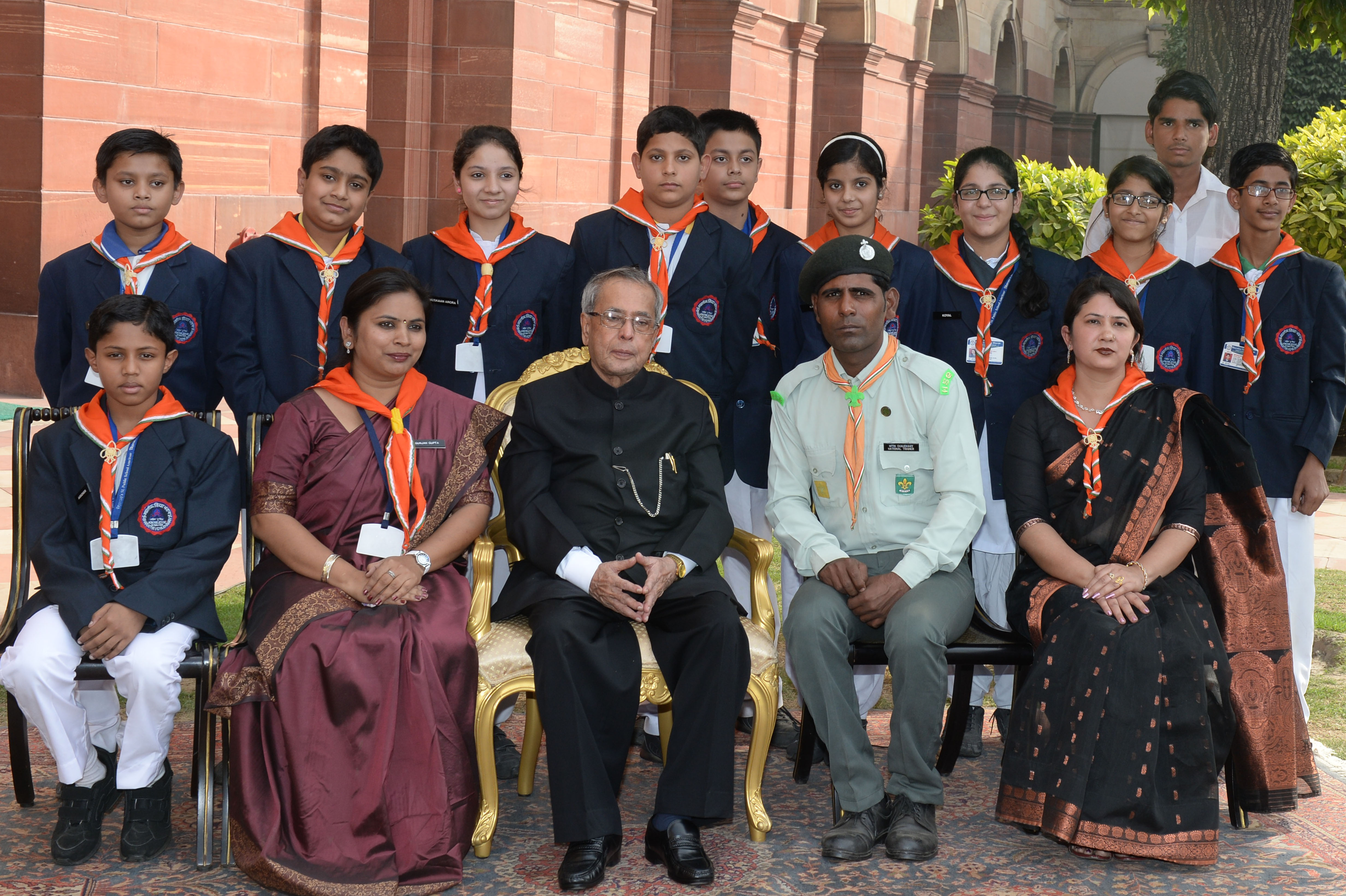 The President of India, Shri Pranab Mukherjee with the students from various schools on the occasion of Children's Day at Rashtrapati Bhavan on November 14, 2014. 