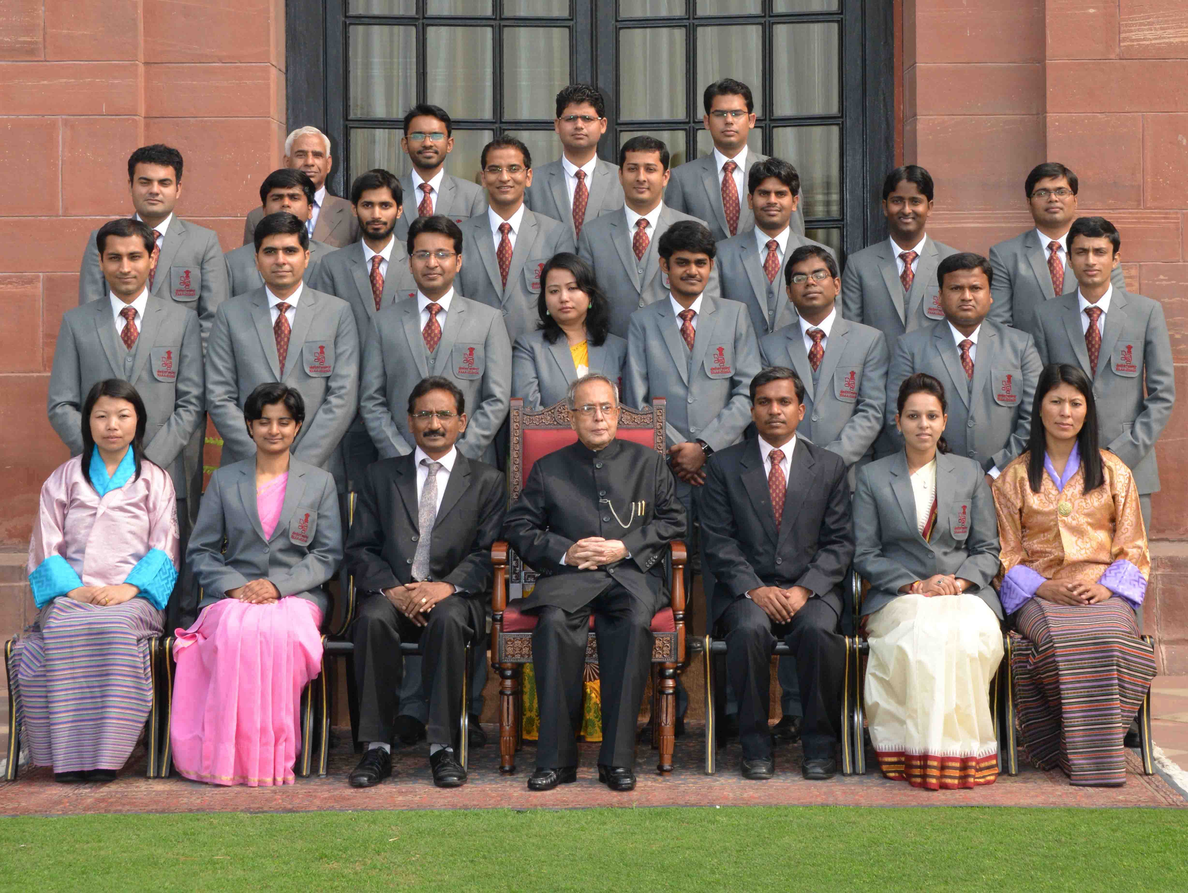 The President of India, Shri Pranab Mukherjee with the Officer Trainees of Indian Audit and Accounts Service and Officer Trainees from Royal Audit Authority of Bhutan (2014 Batch) from National Academy of Audit and Accounts, Shimla at Rashtrapati Bhavan o