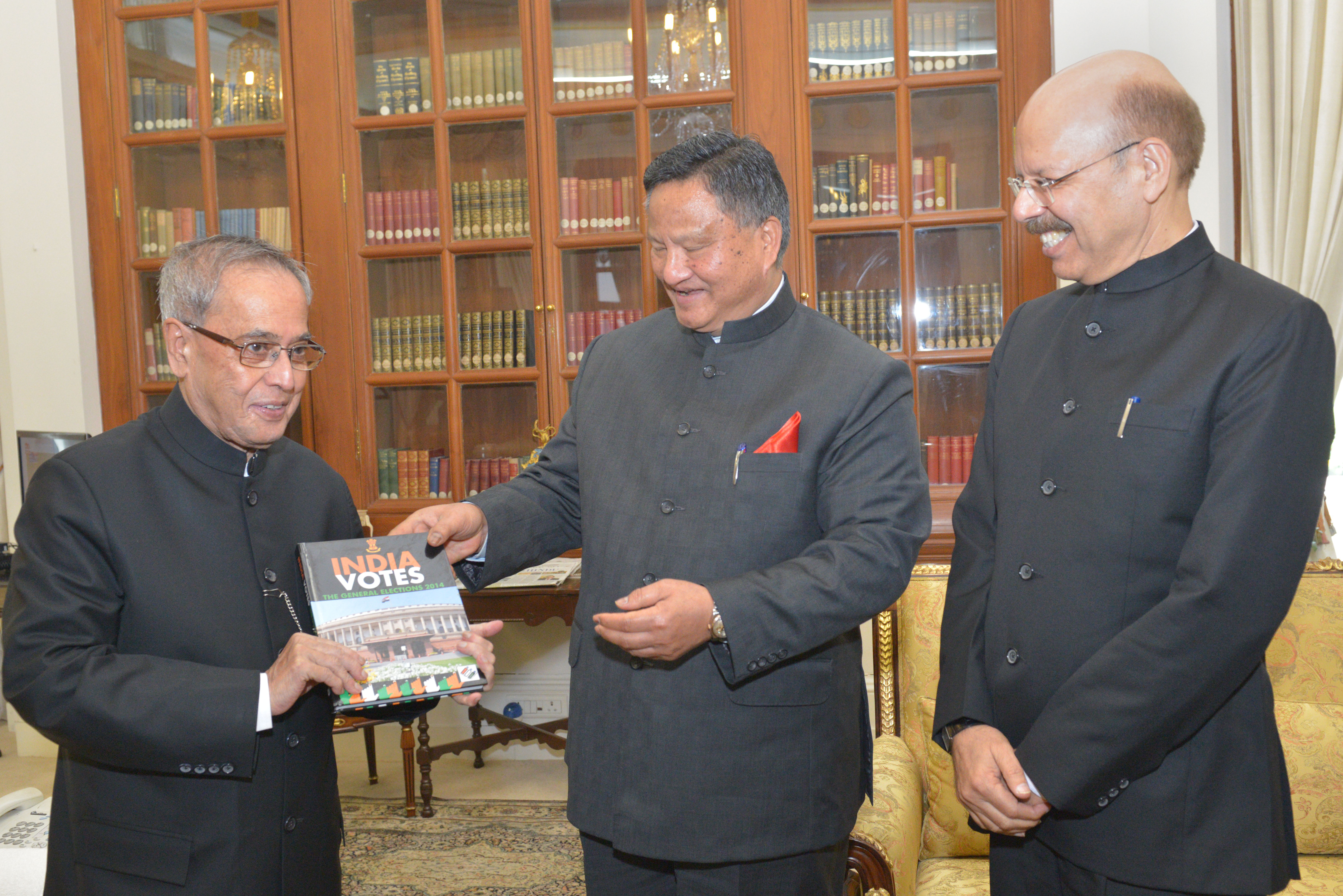 The Chief Election Commissioner of India, Shri H.S. Brahma presenting the first copy of the book ‘India Votes’ to the President of India, Shri Pranab Mukherjee at Rashtrapati Bhavan on February 20, 2015.