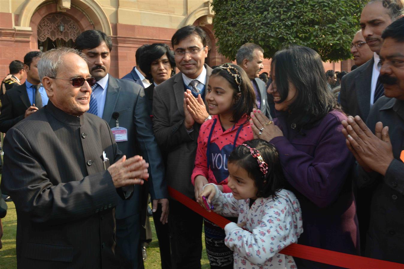 The President of India, Shri Pranab Mukherjee meeting with the People of all walks of life on the occasion of New Year at Rashtrapati Bhavan on January 1, 2016. 