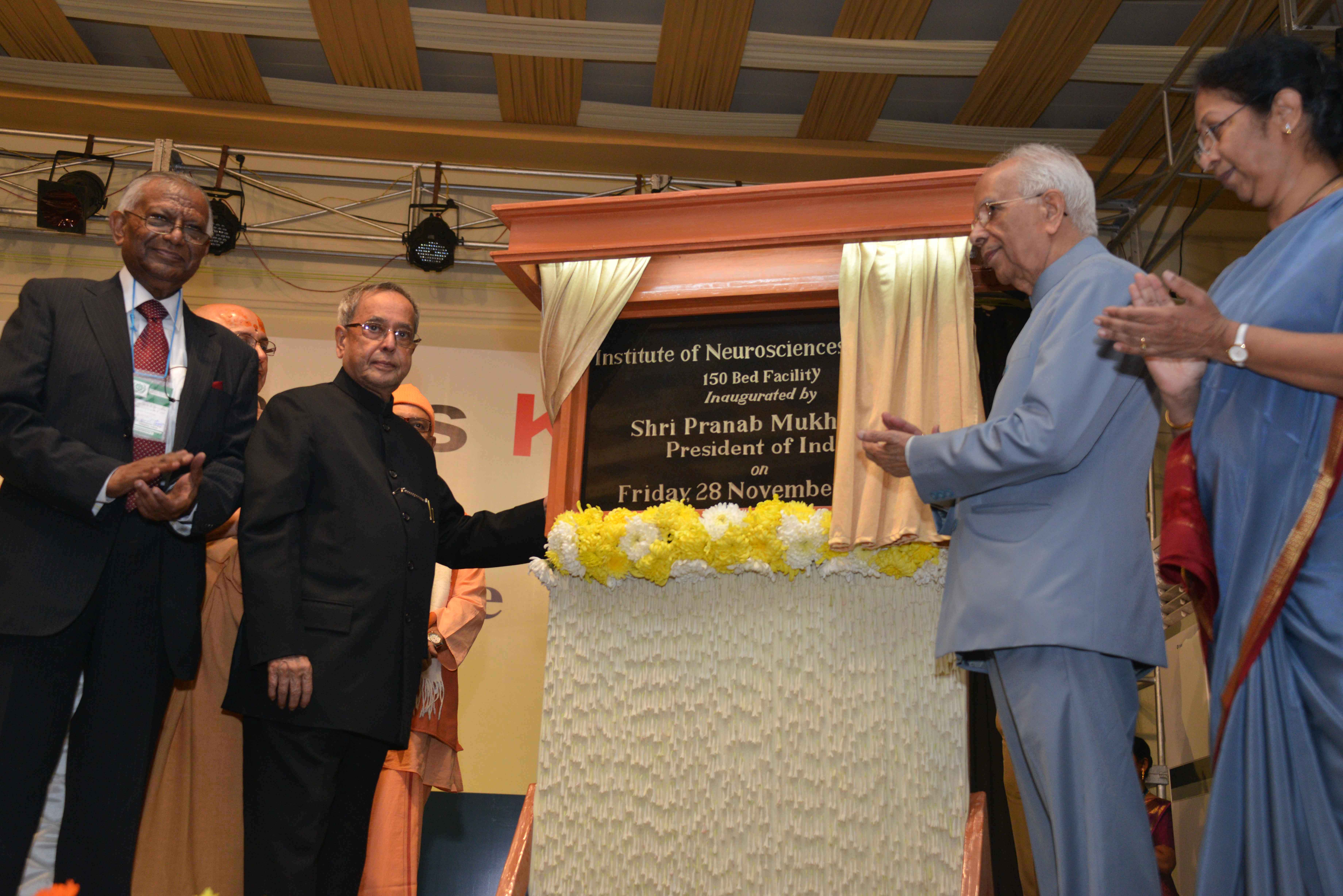 The President of India, Shri Pranab Mukherjee inaugurating the 150 bed facility at the Institute of Neuroscience at Kolkata on November 28, 2014. 