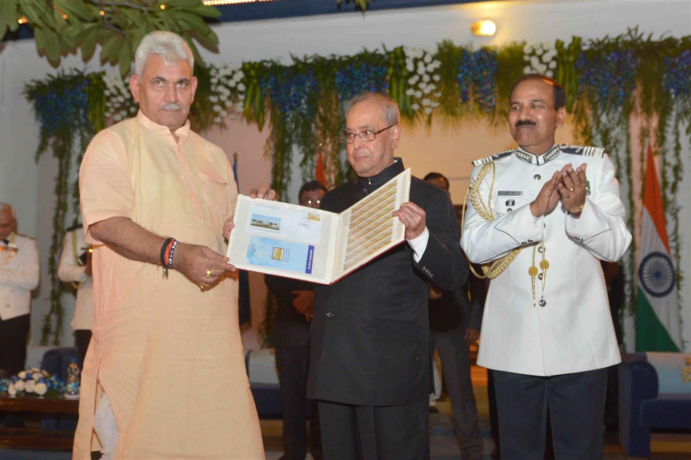 The President of India, Shri Pranab Mukherjee at the 'At Home' Reception hosted by the Chief of the Air Staff on the occasion of 84th Anniversary of Indian Air Force in New Delhi on October 6, 2016. 