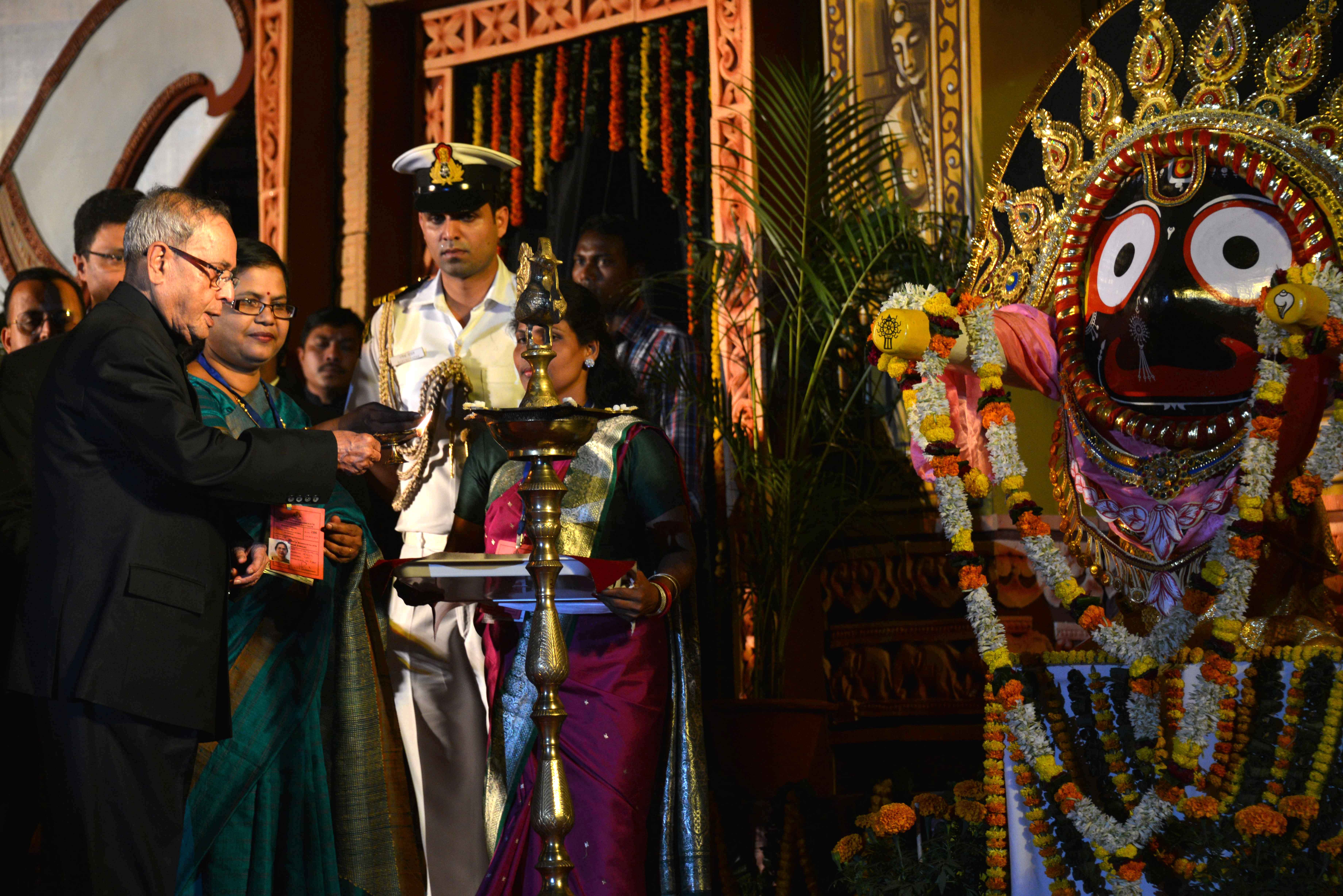 The President of India, Shri Pranab Mukherjee lighting the lamp to inaugurate the Golden Jubilee Celebrations of the Utkal Sangeet Mahavidyalaya at Bhubaneshwar on November 29, 2014. 