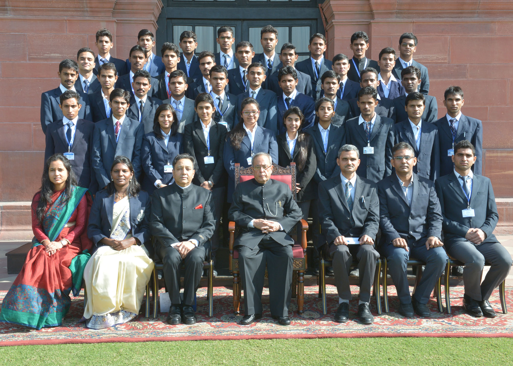 The President of India, Shri Pranab Mukherjee with the students from Sardar Patel University of Police, Security and Criminal Justice, Jodhpur, Rajasthan at Rashtrapati Bhavan on December 1, 2014. 