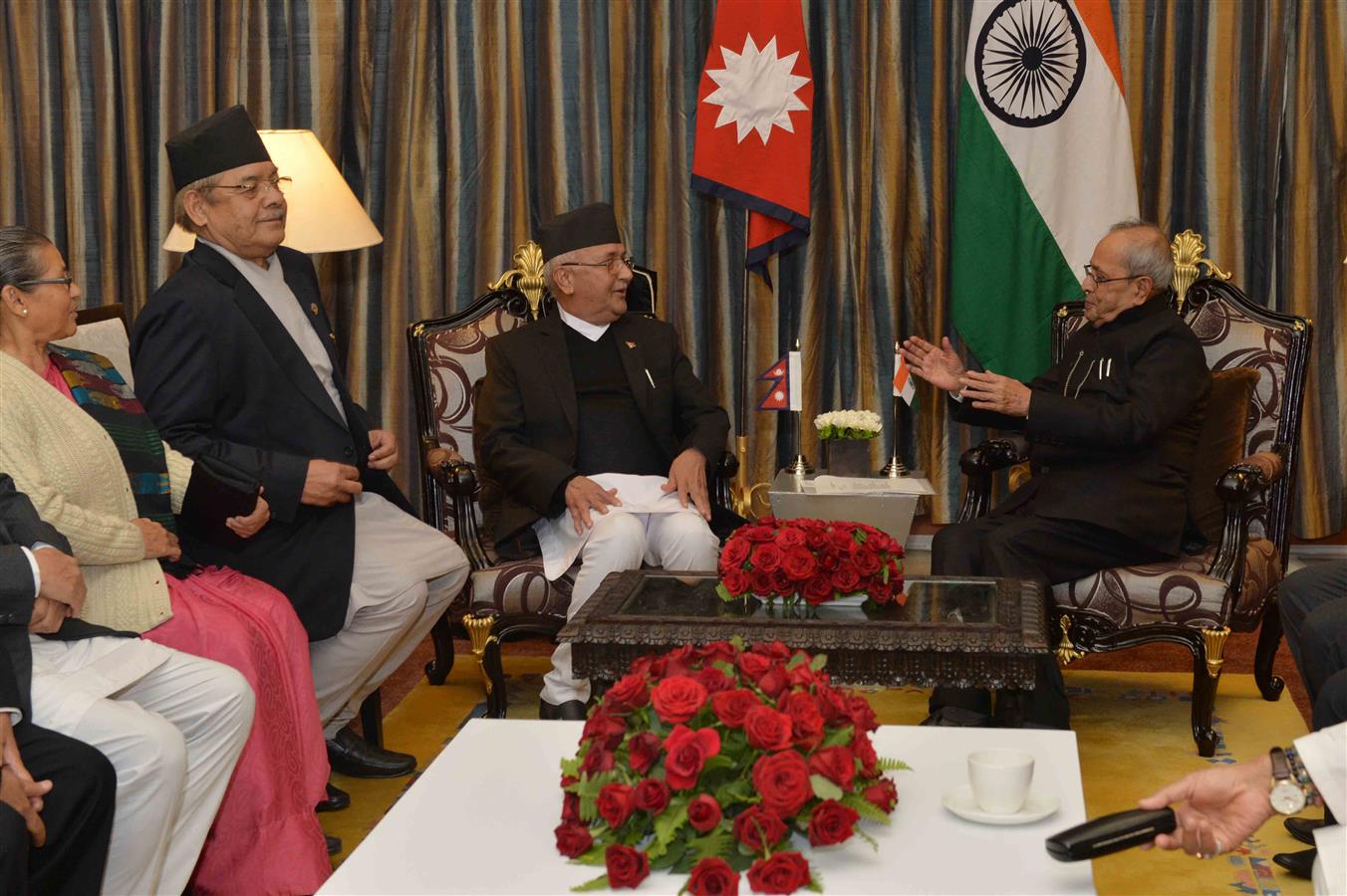 The Delegation led by Chairman of the CPN-UML and Former Prime Minister of Nepal, Shri K.P. Sharma Oli calling on the President of India, Shri Pranab Mukherjee at Kathmandu in Nepal on November 3, 2016. 