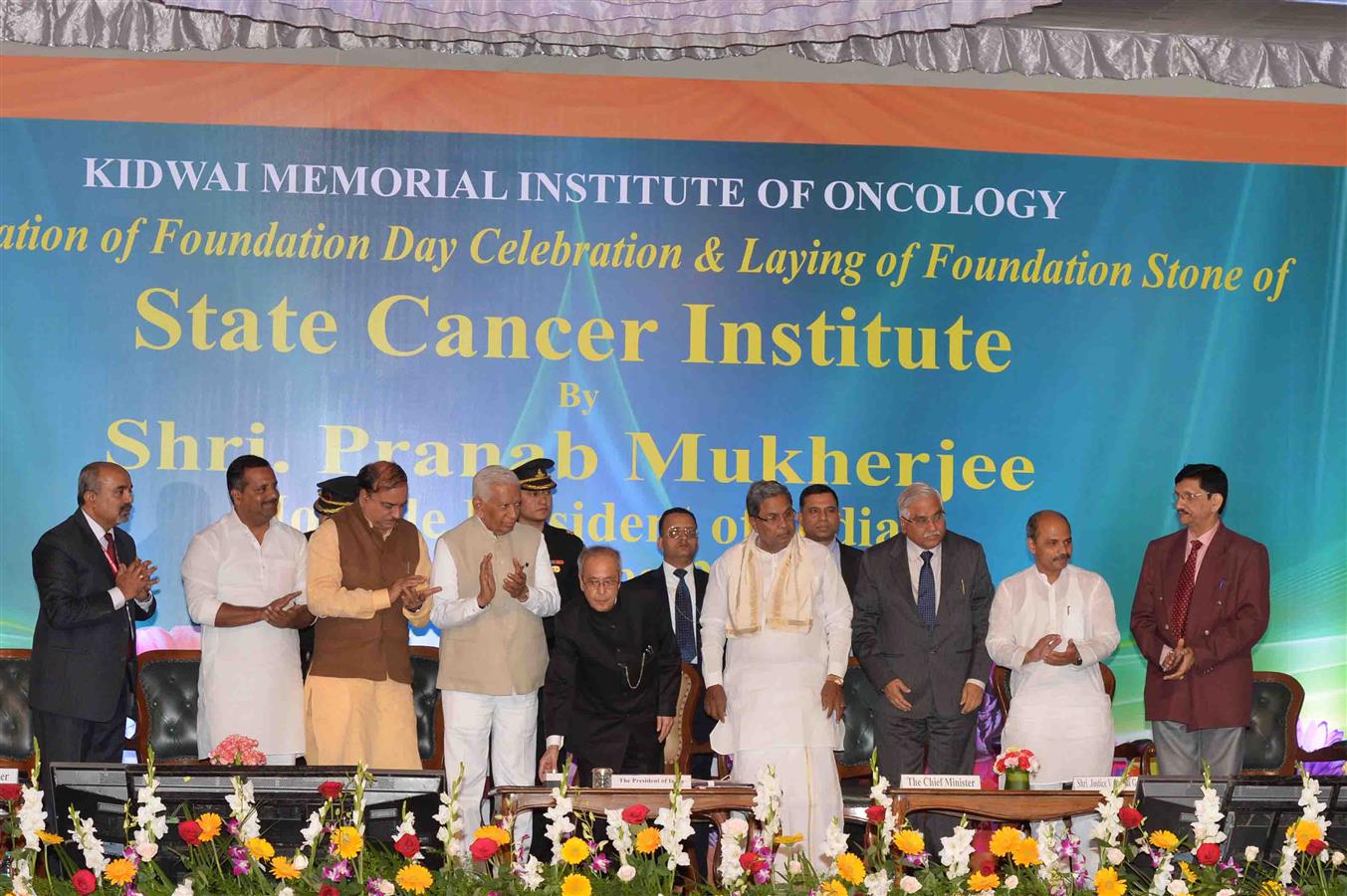 The President of India, Shri Pranab Mukherjee laying the Foundation Stone of a State Cancer Institute and also inaugurating the Foundation Day celebrations of the Kidwai Memorial Institute of Oncology in Bengaluru in Karnataka on December 23, 2015.