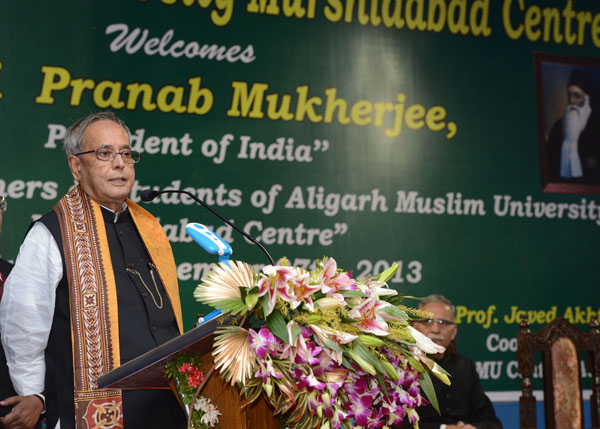 The President of India, Shri Pranab Mukherjee addressing the teachers and students of Aligarh Muslim University Centre (Murshidabad) at Jangipur in West Bengal on December 7, 2013.