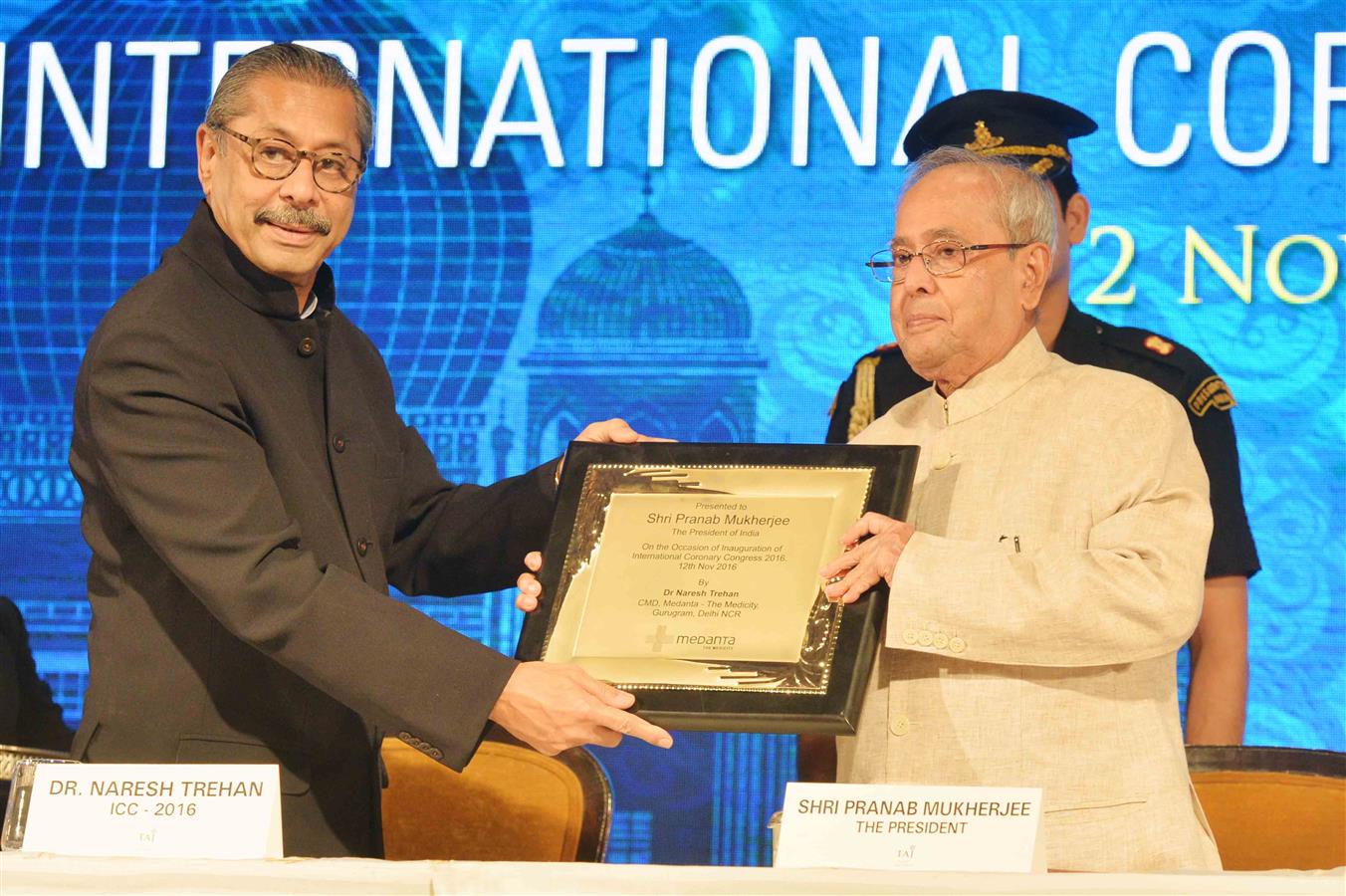 The President of India, Shri Pranab Mukherjee being felicitated at the inauguration of meeting of American Association of Thoracic Surgeons and International Coronary Congress in New Delhi on November 12, 2016. 