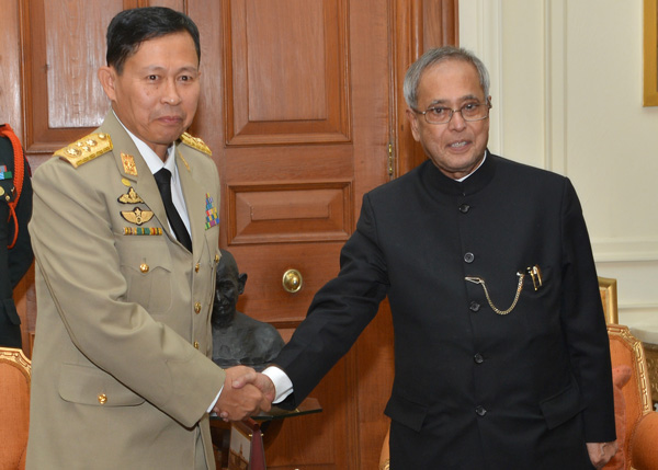 The Chief of Myanmar Army, Vice Senior General Soe Win calling on the President of India, Shri Pranab Mukherjee at Rashtrapati Bhavan in New Delhi on December 11, 2013.