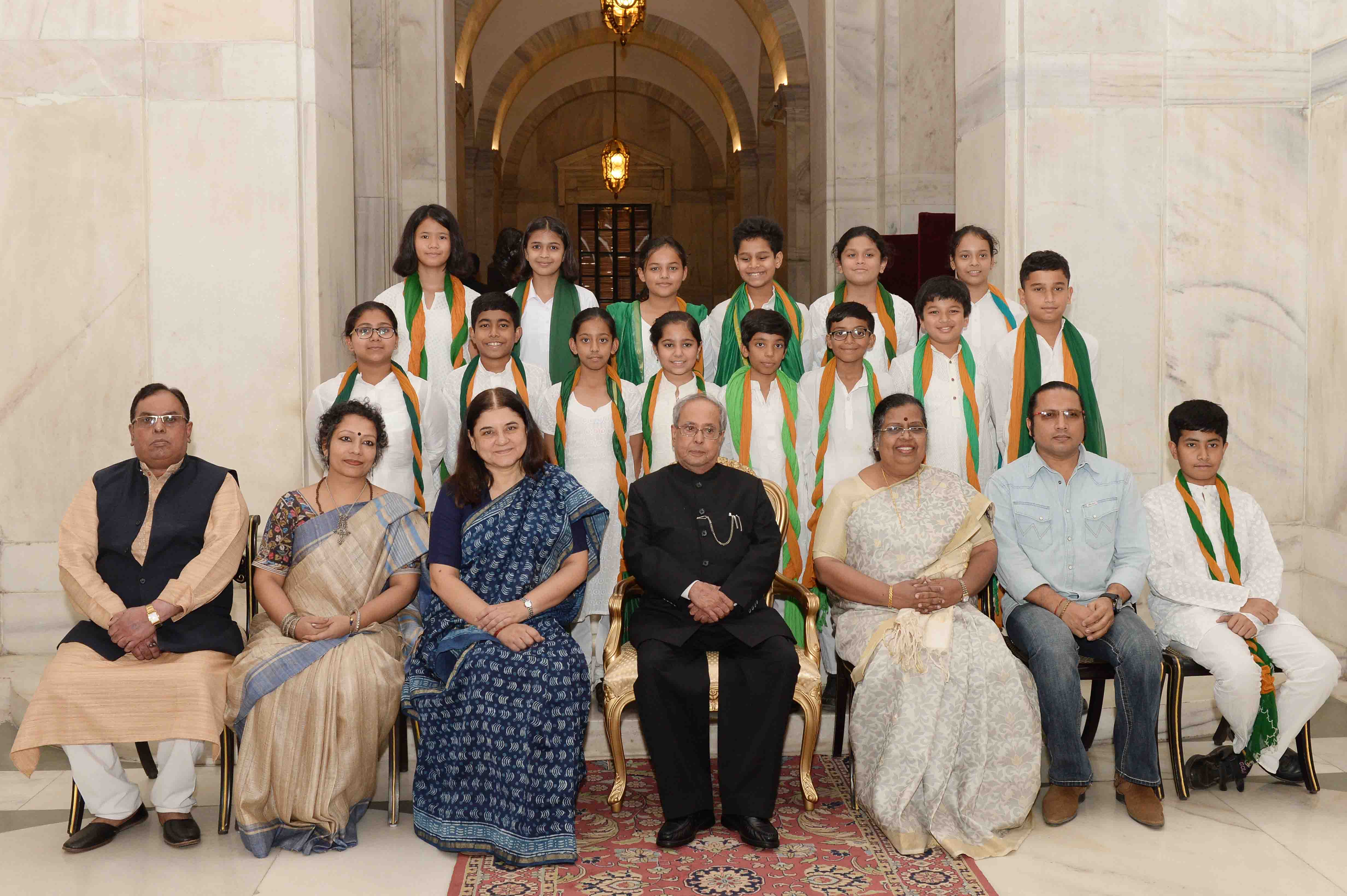 The President of India, Shri Pranab Mukherjee with recipients of National Child Awards to Children (for Exceptional Achievements) and people and Institutions (for outstanding work for the welfare and development of children) on the occasion of Children's 