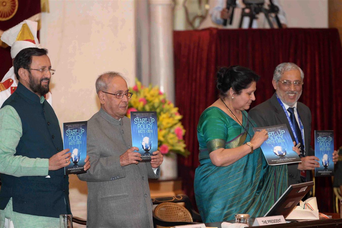 The President of India, Shri Pranab Mukherjee releasing the Student Startup Policy Document at the inauguration of the Visitor’s Conference at Rashtrapati Bhavan on November 16, 2016. 