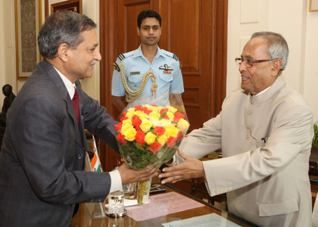 The Chairman of the Union Public Service Commission(UPSC), Prof. D. P. Agrawal calling on the President of India, Shri Pranab Mukherjee at Rashtrapati Bhavan in New Delhi on August 14, 2012.