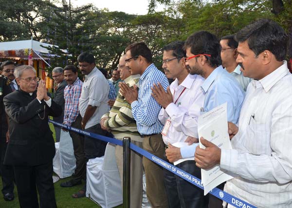 The President of India, Shri Pranab Mukherjee meeting invitees at the Reception hosted by him at Rashtrapati Nilayam, Bolarum, Secunderabad at Hyderabad in Andhra Pradesh on December 30, 2013.