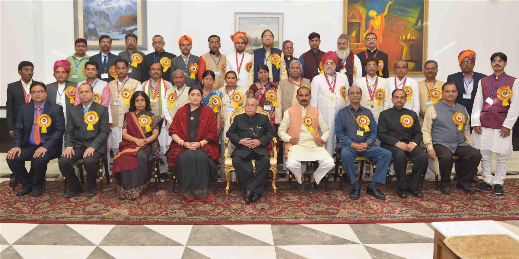 The President of India, Shri Pranab Mukherjee with recipients of National Awards and Shilp Guru Awards Instituted by the Ministry of Textiles at Rashtrapati Bhavan Auditorium (RBCC) on December 9, 2016. 