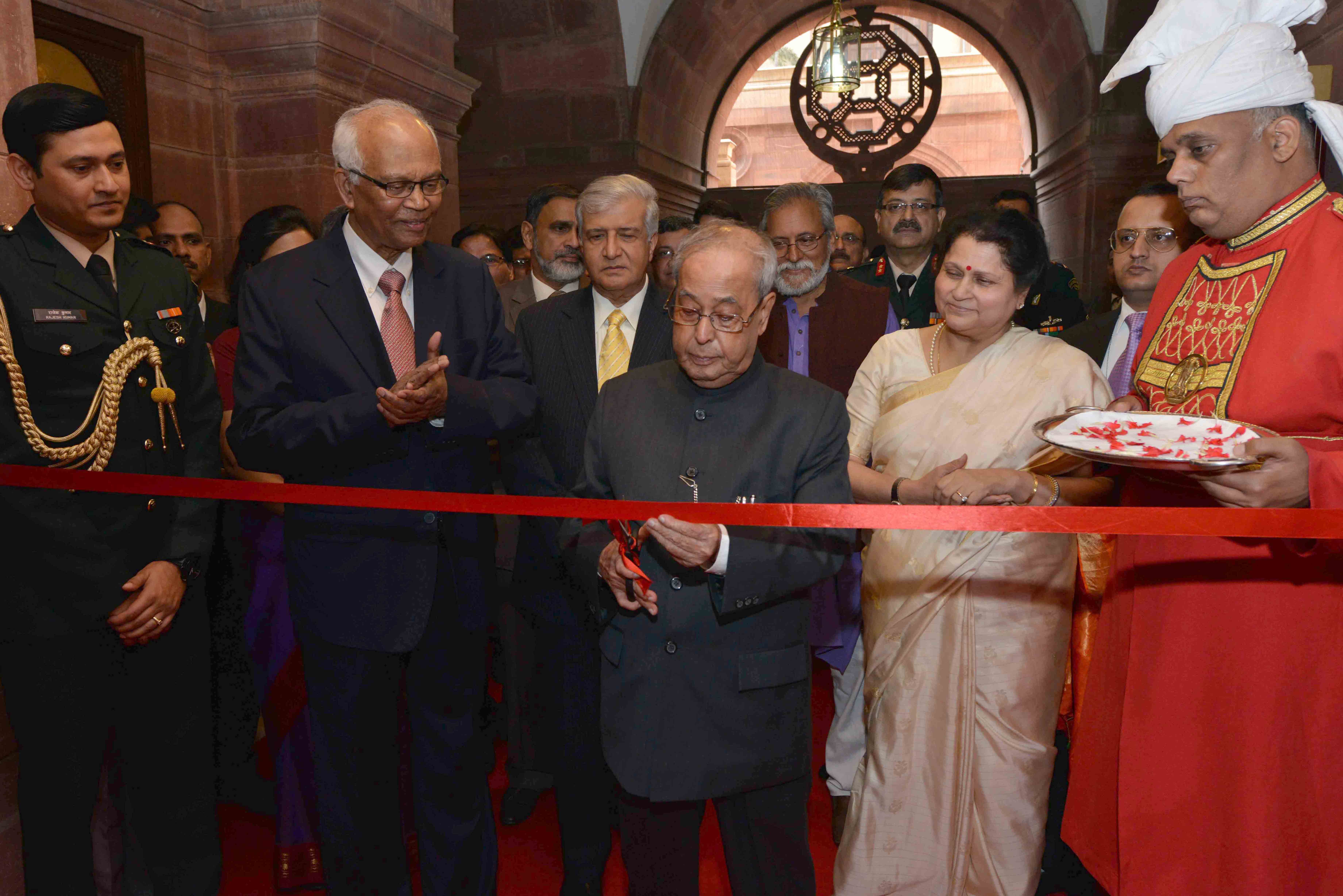 The President of India, Shri Pranab Mukherjee inaugurating the Permanent Exhibition of Vintage Carpets and Tapestries of Rashtrapati Bhavan at Rashtrapati Bhavan on December 11, 2016. 