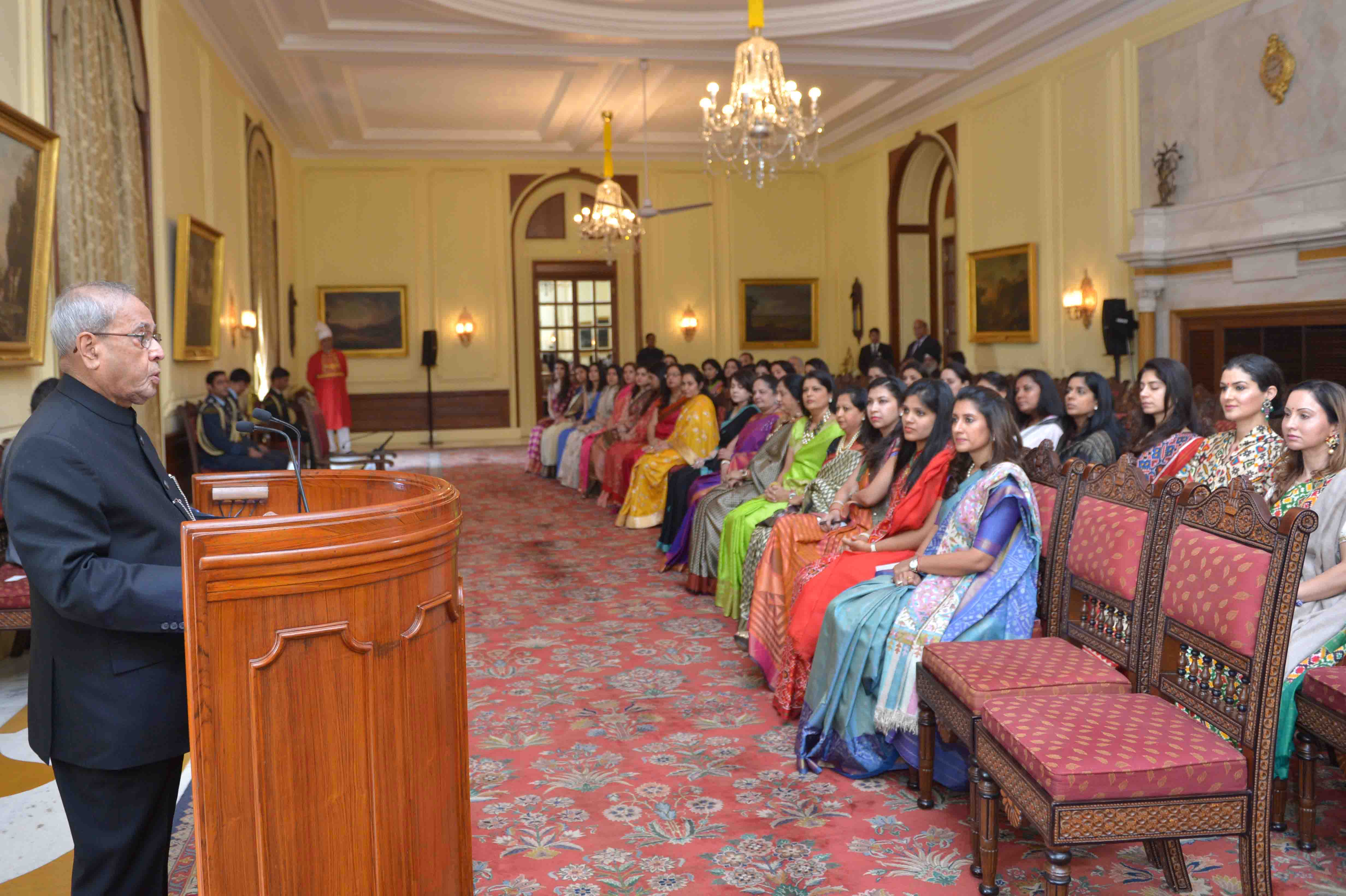 The President of India, Shri Pranab Mukherjee interacting with the delegation from Young FICCI Ladies Organisation (YFLO) at Rashtrapati Bhavan on December 15, 2016. 