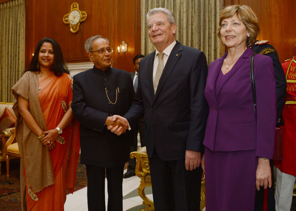 The President of the Federal Republic of Germany, His Excellency Mr. Joachim Gauck calling on the President of India, Shri Pranab Mukherjee at Rashtrapati Bhavan in New Delhi on February 5, 2014. 